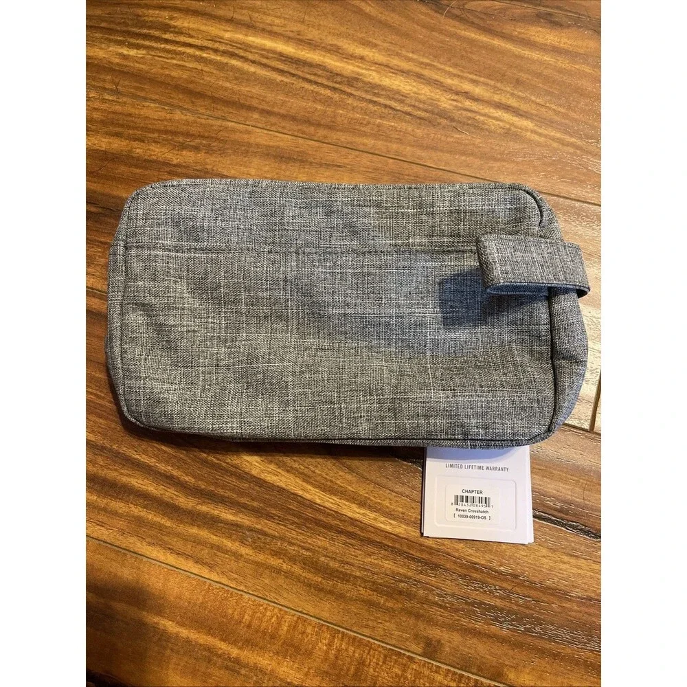 Authentic HERSCHEL supply Co. Chapter Travel Kit Carry-On Grey TD 10039–00919-OS